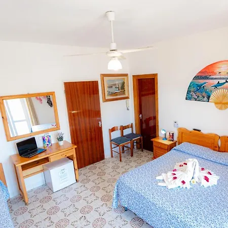 Hotel Casa Adolfo Ischia 2*
