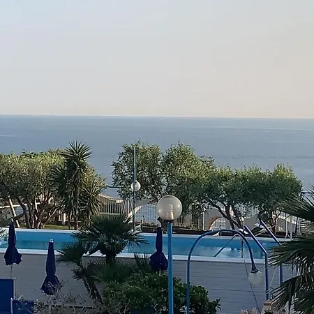 Casa Adolfo Ischia Hotel 2*
