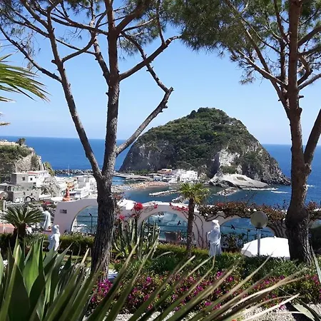 Casa Adolfo Ischia 2*